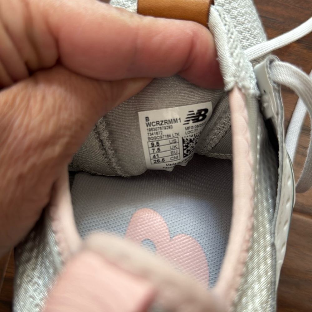 New Balance Fresh Foam Cruz V Reissue Women's Sneakers - White and Pink-Size 9.5 - Picture 12 of 12